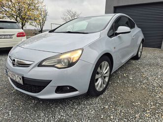 opel astra gtc 1.4 turbo oštećena