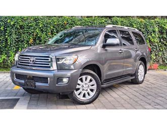 toyota sequoia 5.7 platinum at