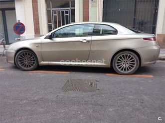 alfa romeo gt 1.9 jtd distinctive