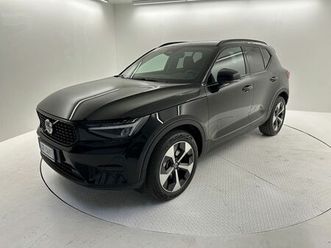 volvo xc40 b3 automatico ultimate dark del 2025 usata a bergamo