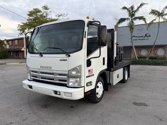 2013 isuzu npr-hd 2dr service body pest control