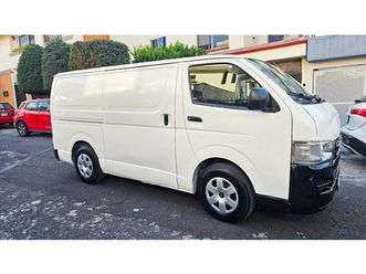 toyota hiace 2.7 panel super larga mt