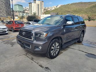 toyota sequoia 5.7 limited at