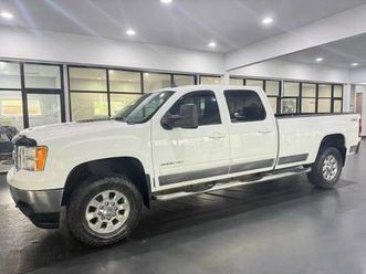 2014 gmc sierra 3500 hd crew cab slt pickup 4d 8 ft v8, turbo diesel,