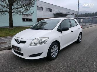 toyota auris 1.4 luna