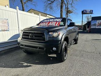 used 2011 toyota tundra grade