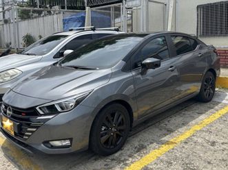 nissan versa 1.6 sr black cvt