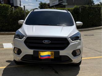 ford escape st line 4wd