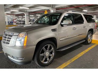 cadillac escalade esv p esv vud r.22 4x4 at