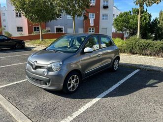 renault twingo renault twingo 1.0 sce limited junho/17