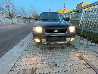 ford maverick 2.0 benzin 4/4