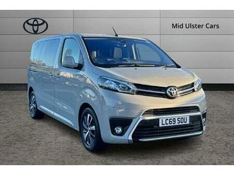 toyota proace verso family mpv's 2.0d family medium mpv auto mwb euro 6 (start/stop) 5dr (8 seat)