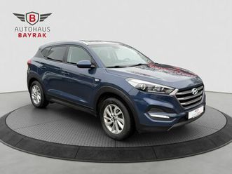 hyundai tucson go + 2wd ahk/temp./led/navi/6-gang/awr