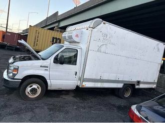 2013 ford e150 box truck