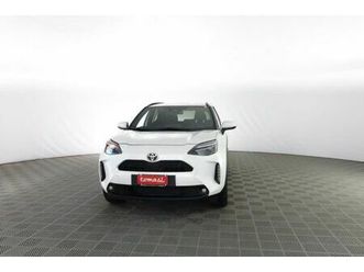 yaris cross 1.5 hybrid 5p. e-cvt trend