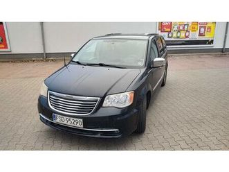chrysler town & country 3.6 limited sulechów • olx.pl