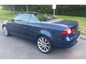 volkswagen-eos-cabriolet-bleu-nuit-160-ch