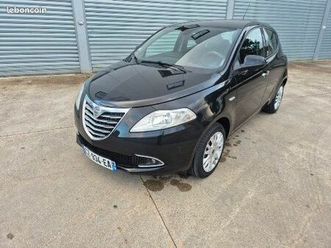 lancia ypsilon 70000kms