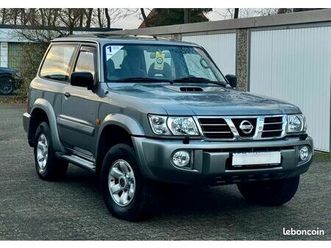 nissan patrol 3.0l di 160ch - toit ouvrant - attelage