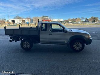 nissan king-cab 2,5 dci 130 cv 4x4