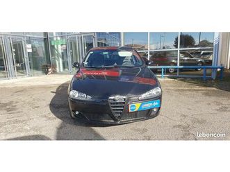 alfa romeo 147 1.6 120ch distinctive 3p
