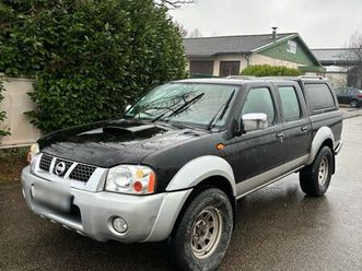 nissan navara d22