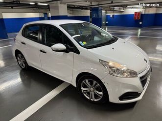 peugeot 208 societe 2 places