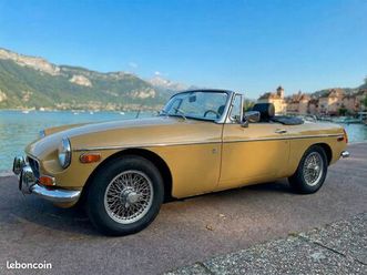 1972-mgb roadster-harvest gold