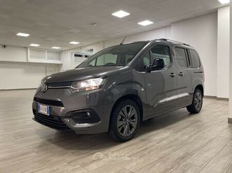 proace city verso 1.2 130 cv s&s short a/t luxury