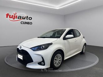 yaris 1.0 active