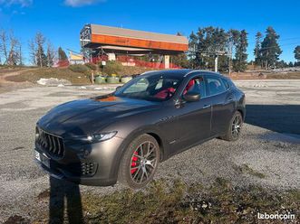 maserati levante 430 cv sq4 modèle 2018