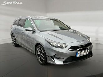 kia cee´d 1,5 t-gdi 118 top