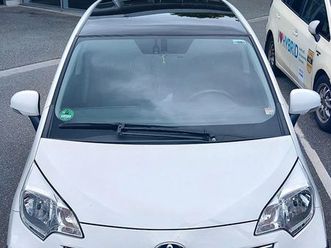 toyota verso s -- 1.33l club ausstattung