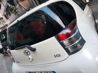 toyota iq automatica