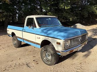 customized 1968 chevrolet k10 4x4 pickup with a vortec 6-liter v8