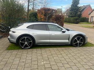 taycan 4 cross turismo