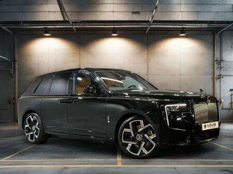 2025 - 6.75 v12 black badge suv 5dr petrol auto 4wd euro 6 (571 ps)