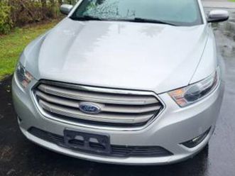 2018 ford taurus sel