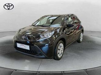 aygo x 1.0 vvt-i 72 cv 5 porte active