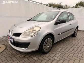 renault clio 1.5dci 50kw *stk 11/2027*