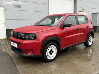 fiat grande panda electric grande panda electic red 44kwh