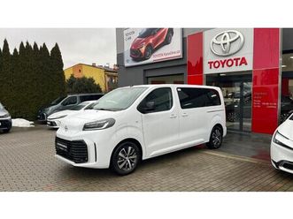 proace verso 5d l1 ev(75kwh) 136 e-tog family 8s