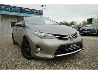 toyota auris 1.6 life+ |8-fach bereift| |kamera| |ahk|