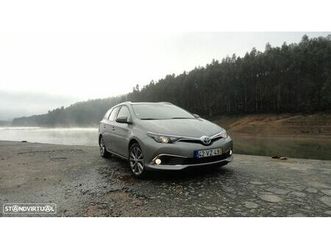 toyota auris touring sports 1.8 hsd exclusive +tss+navi