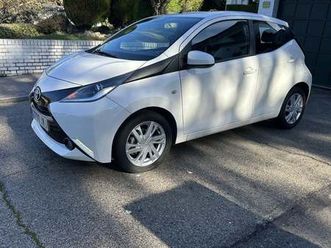 toyota aygo 1.0 vvt-i x-play
