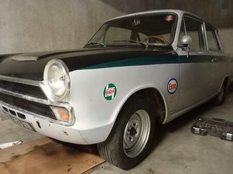 ford cortina coupé - 1965