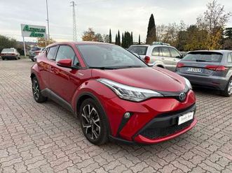 1.8 ibrida tagliandata toyota si a neopatentati