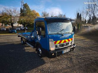 nissan nt 400 dépanneuse