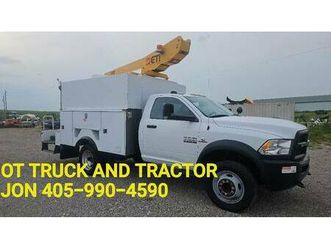 2017 dodge ram 5500 35ft enclosed utility box bucket truck 6.7l diesel