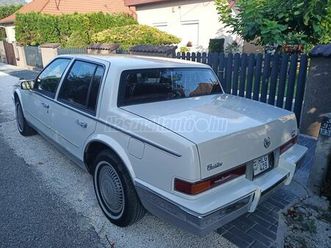 cadillac seville 4.1 v8 klíma működik! sérült vagy műszaki hibás autó beszámítás!